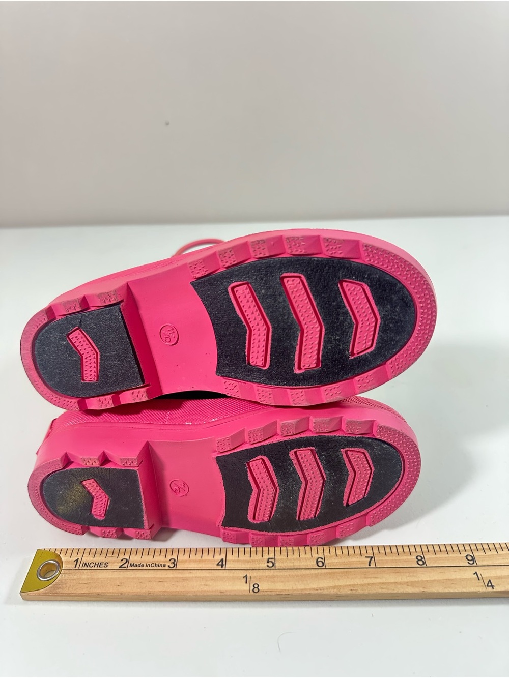 NWOB Lily & Dan Kids Rain Boots 11/12 Green Pink Sloth Print Rubber Waterproof - Picture 8 of 10